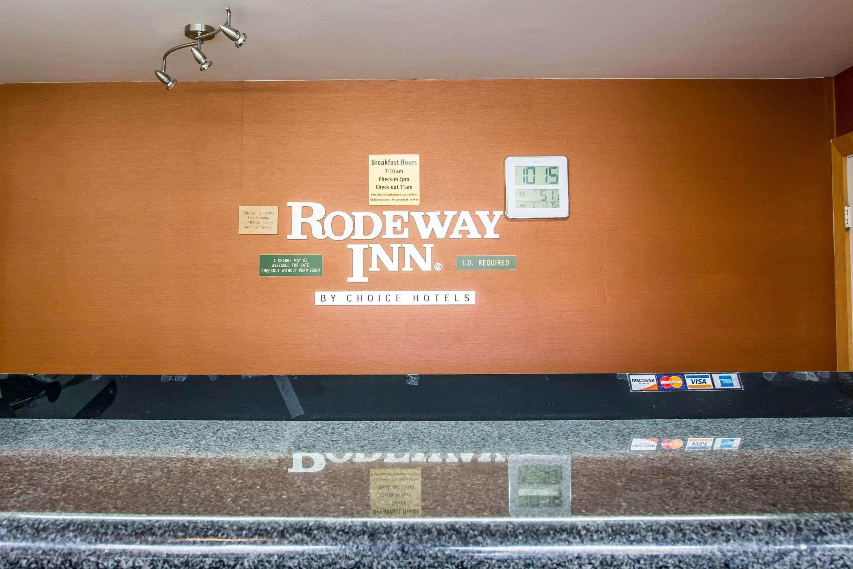 Rodeway Inn Grand Haven Esterno foto